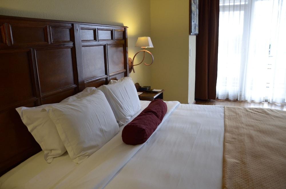 Conquistador & Conference Center Guatemala City